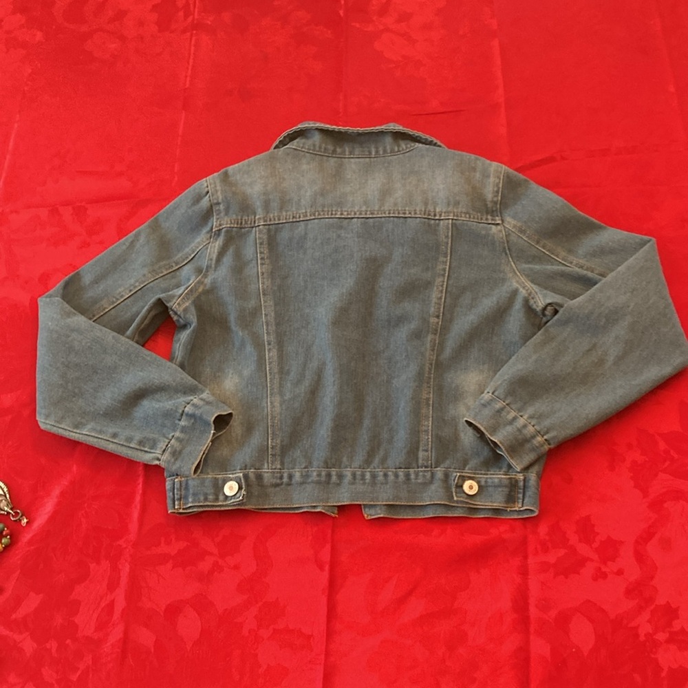 Jean jacket - Picture 8 of 13